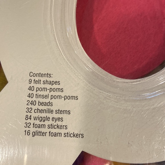 💋2/$30💋 2 craft sets - Picture 8 of 8